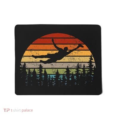 Retro Ultimate Frisbee Player Vintage Flying Disc Mousepad
