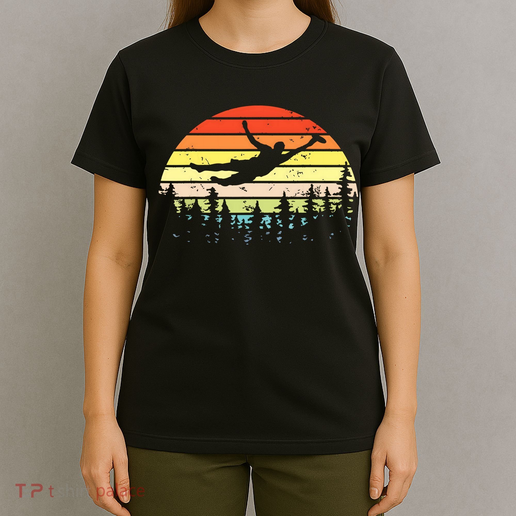 Retro Ultimate Frisbee Player Vintage Flying Disc T-Shirt
