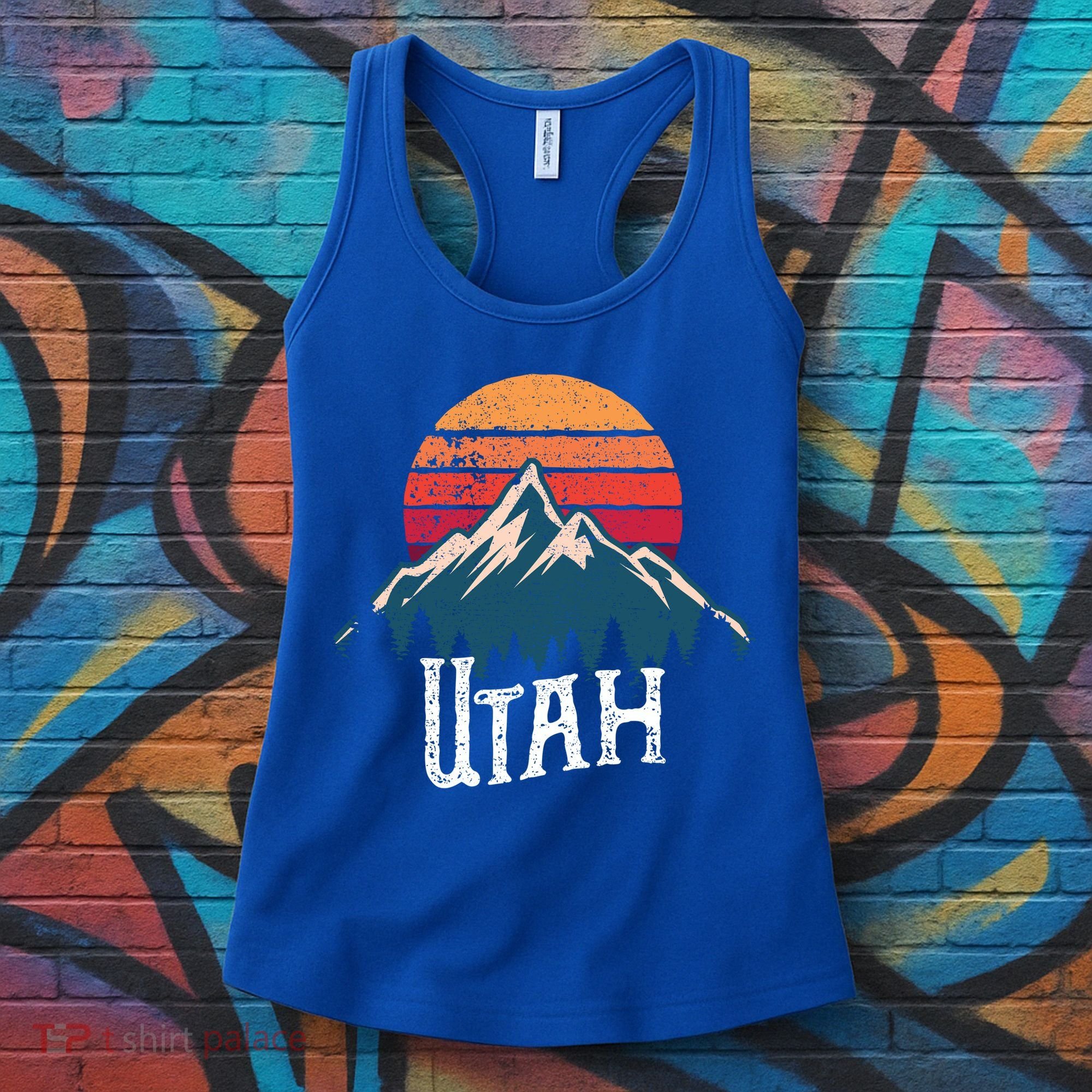 Retro Utah Ut Mountains Outdoor Wildness Funny Gift Women's Tank Top