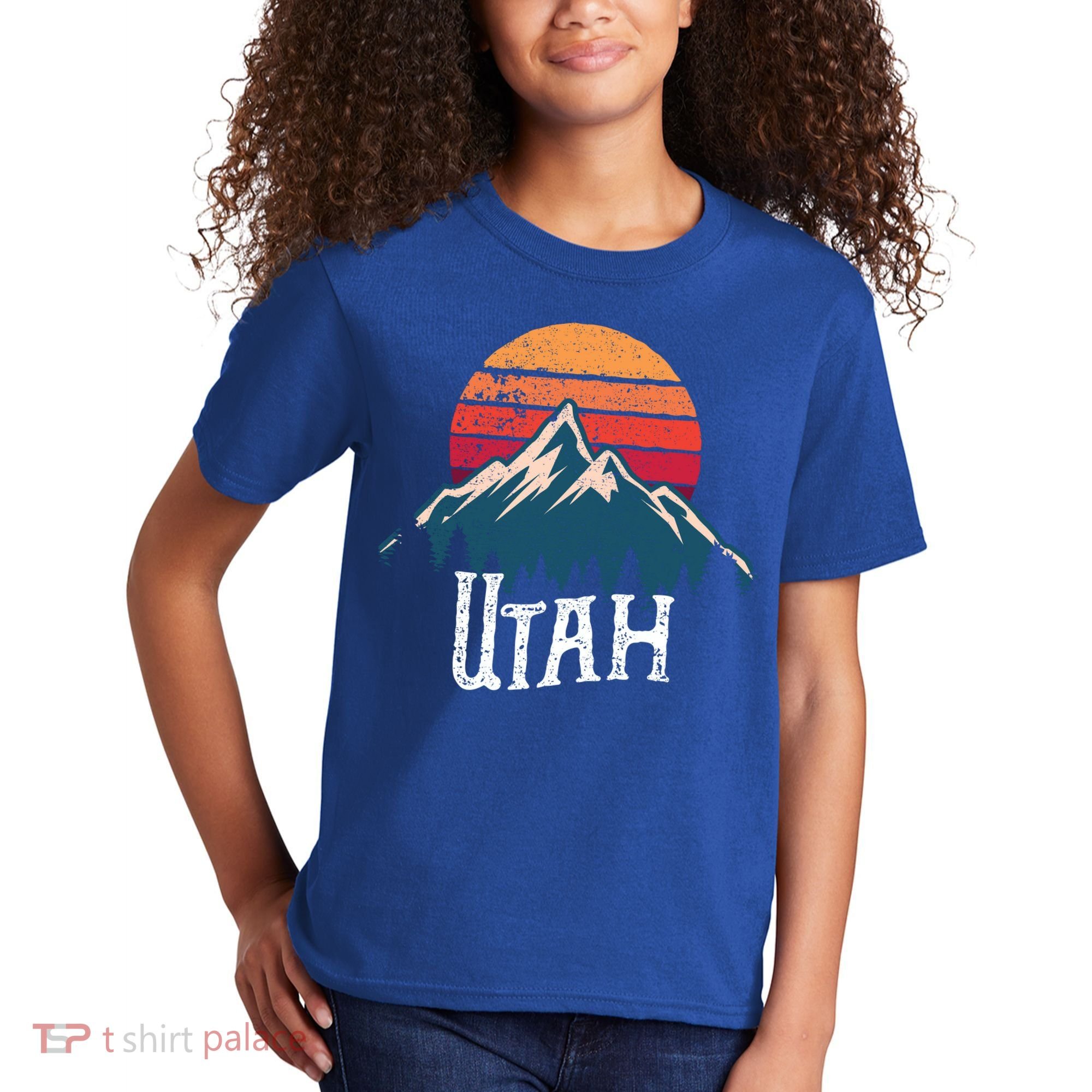 Retro Utah Ut Mountains Outdoor Wildness Funny Gift Kids T-Shirt