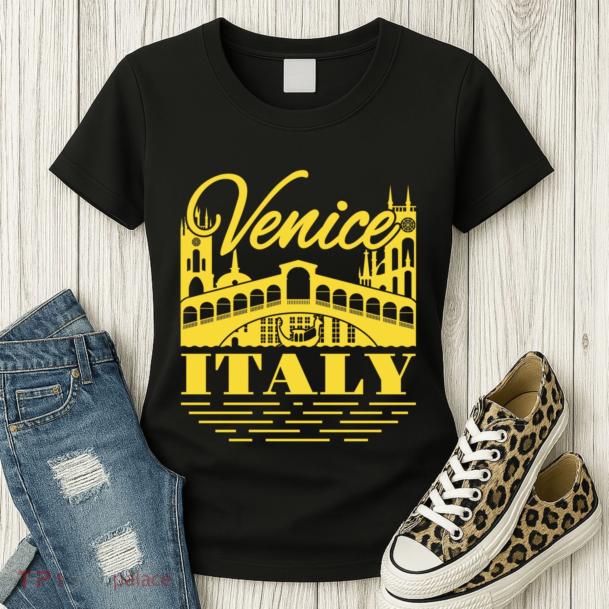 Retro Venice Bridge Italy Souvenir Women's T-Shirt