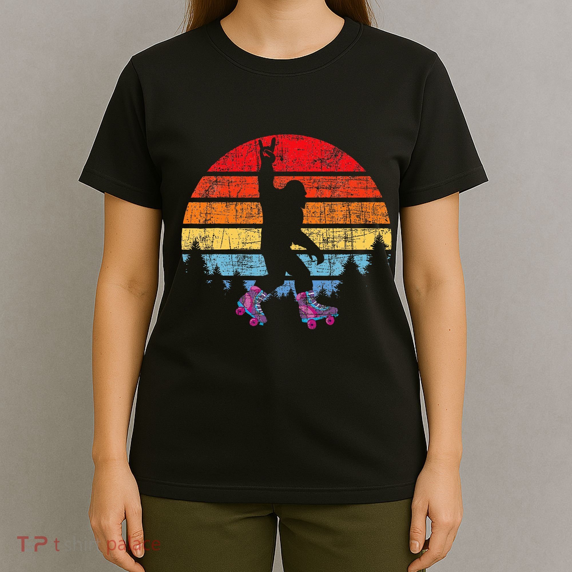Retro Vintage Bigfoot Skater Roller Skating Roller Derby T-Shirt