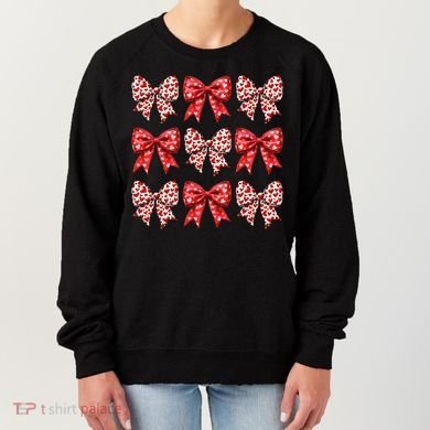 Retro Valentines Day Heart Coquette Bow Women's Sweatshirt