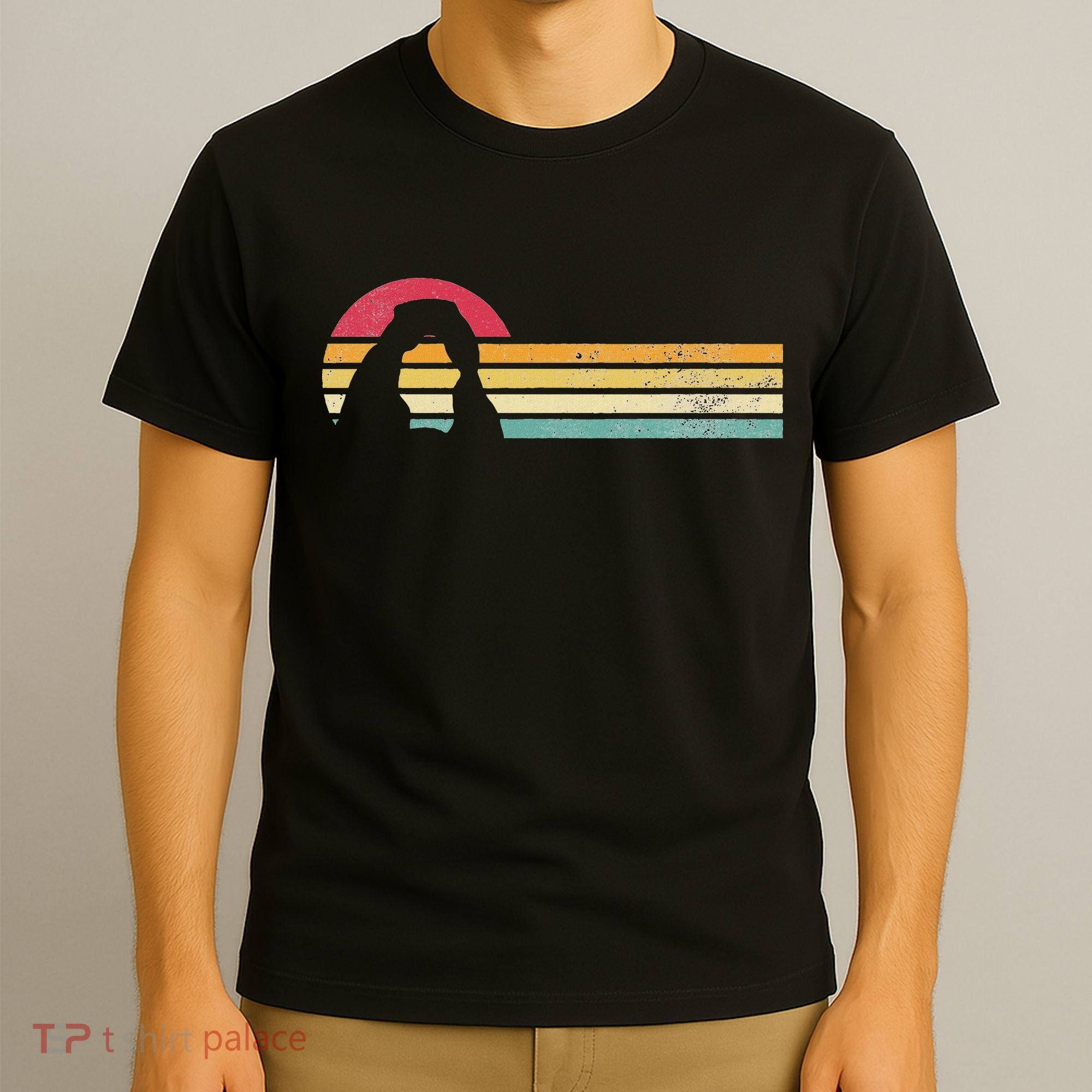 Retro Vintage Delicate Arch Silhouette Arches National Park T-Shirt