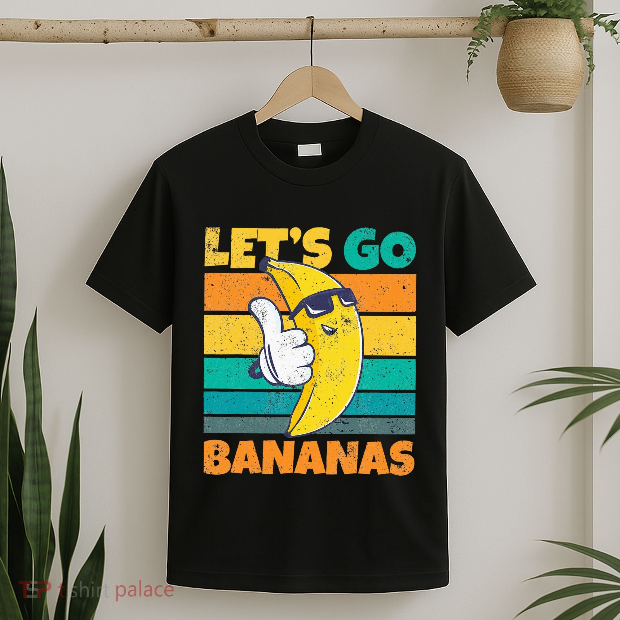Retro Vintage Funny Banana Meme Let Go Banana Cool Bananas T-Shirt