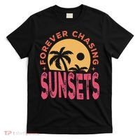 Retro Vintage Forever Chasing Sunsets Summer Vacation Outfit T-Shirt thumb 0