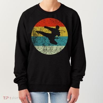 Retro Vintage Karate Women's Sweatshirt