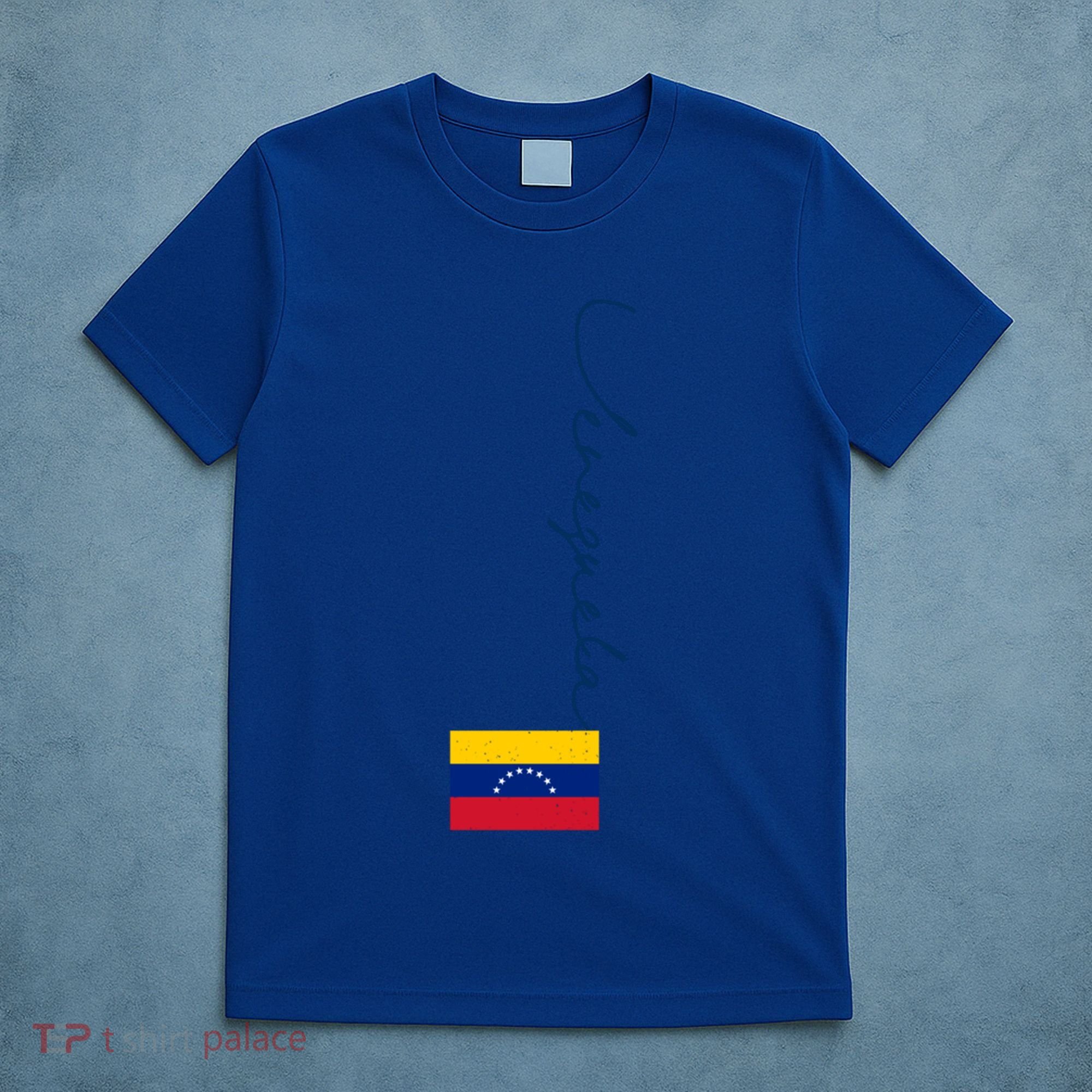 Retro Venezuela Patriotic Pole Venezuela Flag Gift T-Shirt