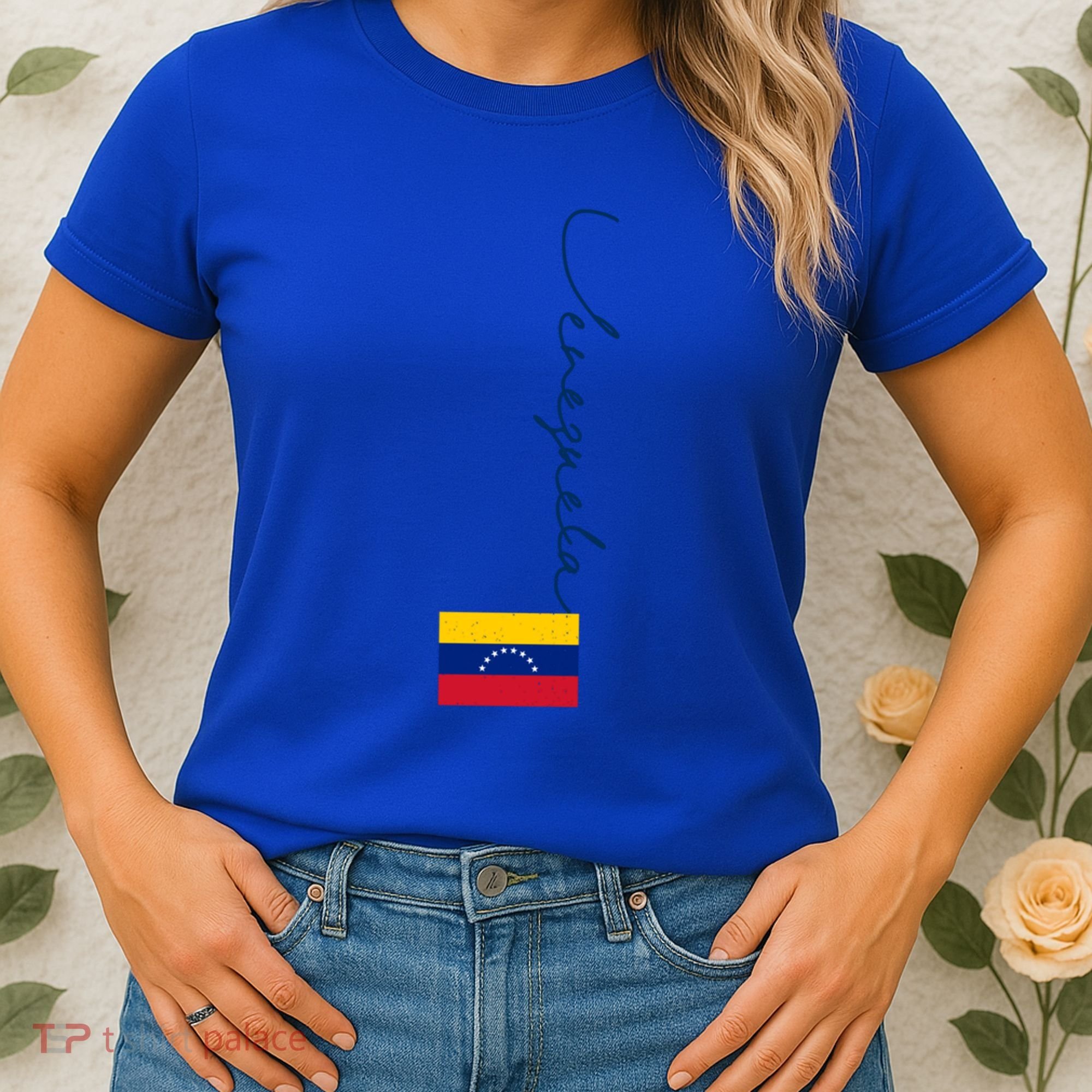 Retro Venezuela Patriotic Pole Venezuela Flag Gift Women's T-Shirt