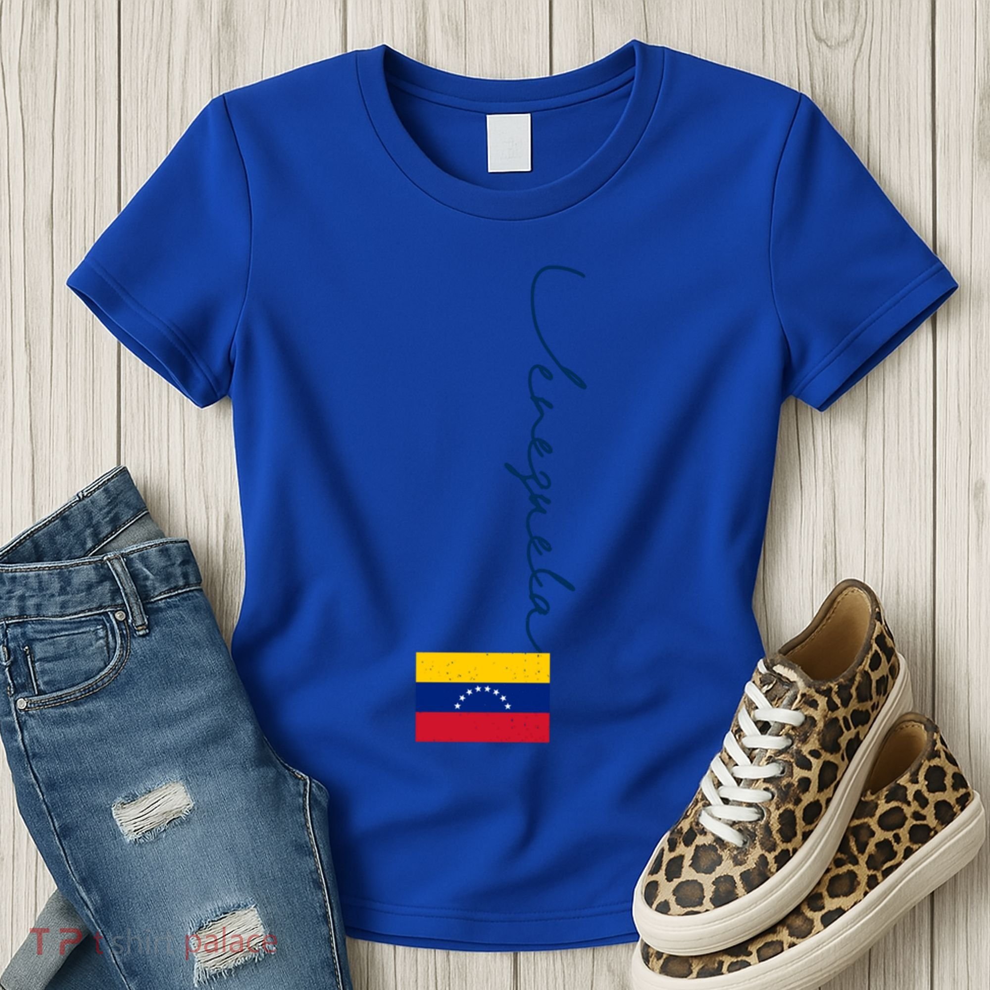 Retro Venezuela Patriotic Pole Venezuela Flag Gift Women's T-Shirt