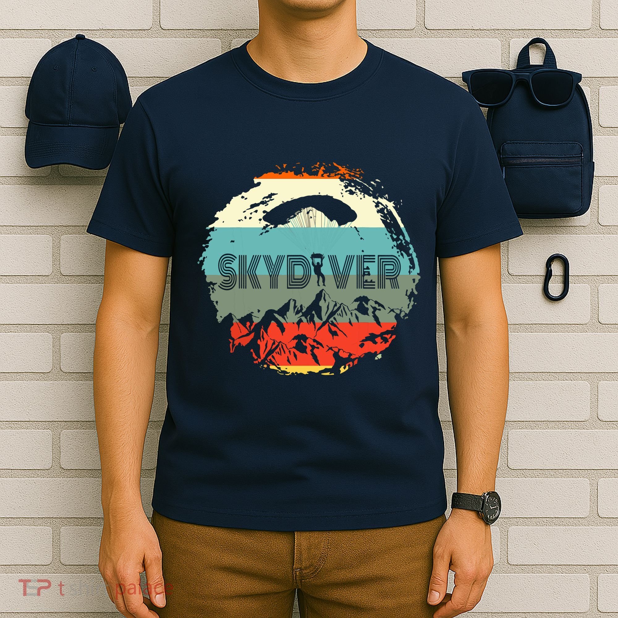 Retro Vintage Skydiver Skydiving Parachuting Skydive Gift T-Shirt