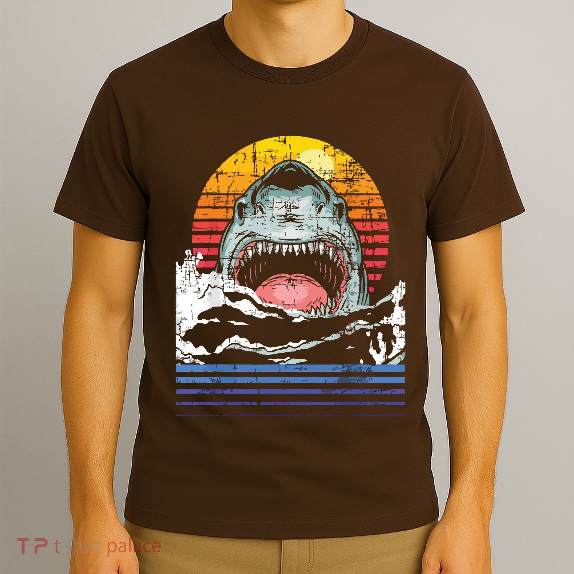 Retro Vintage Shark Marine Biologist Wildlife Shark Lovers T-Shirt