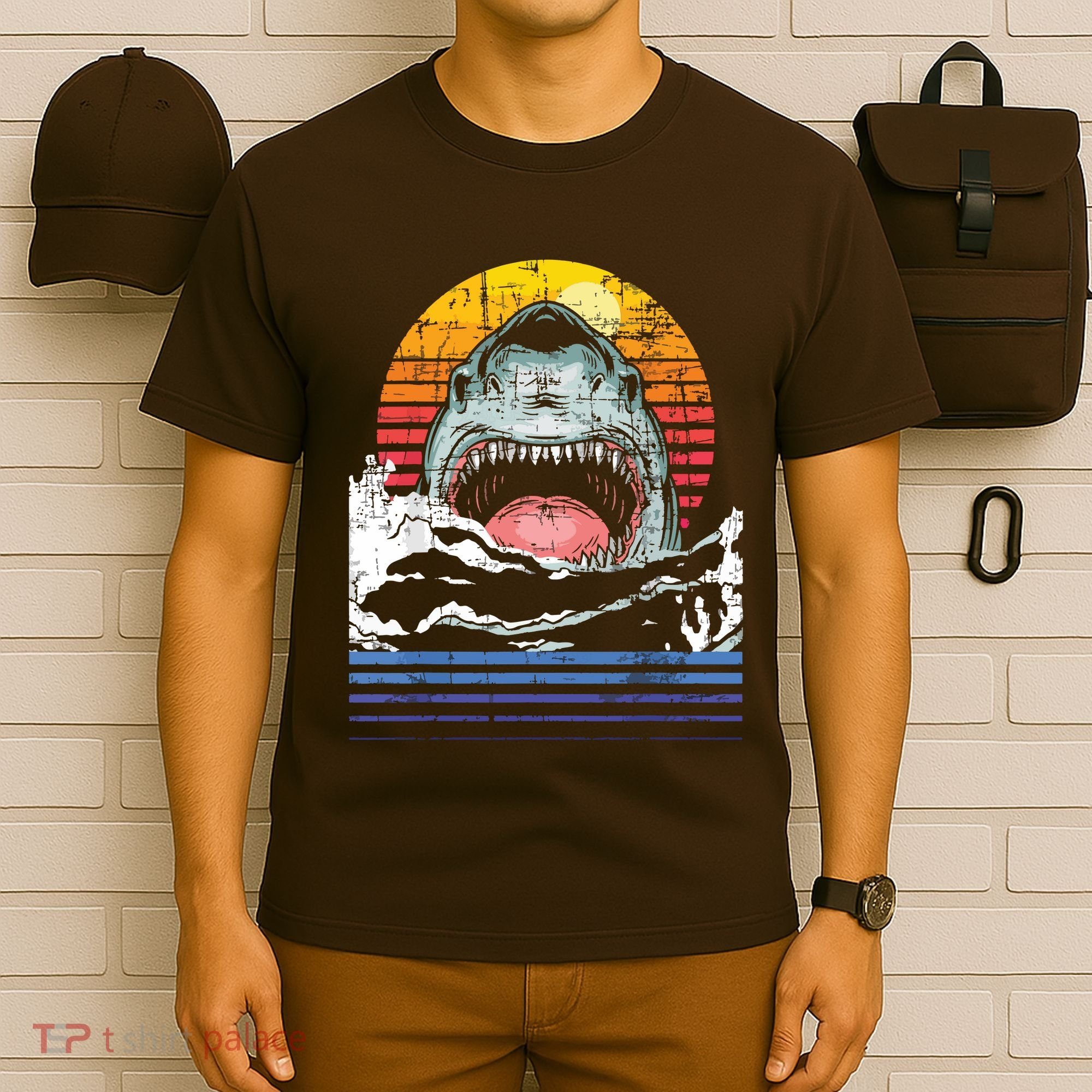 Retro Vintage Shark Marine Biologist Wildlife Shark Lovers T-Shirt