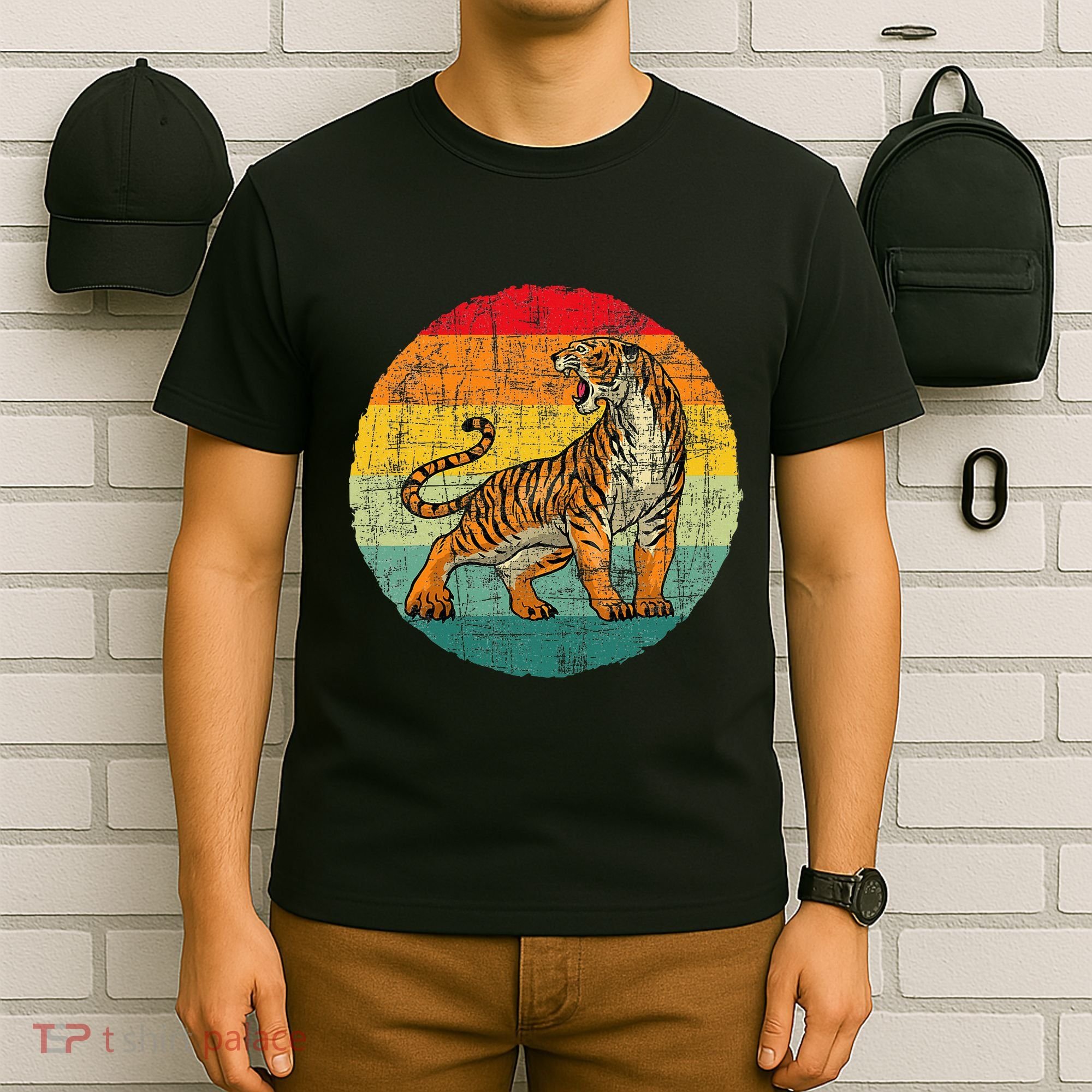 Retro Vintage Tiger Zoologist Zookeeper Zoo Safari Lover T-Shirt