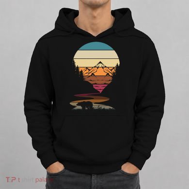 Retro Wildlife Animal Bear Hiking Trees Mountains Forest Hoodie