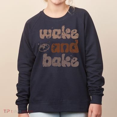 Retro Wake And Bake Funny Sourdough Starter Bread Baking Women's Sweatshirt