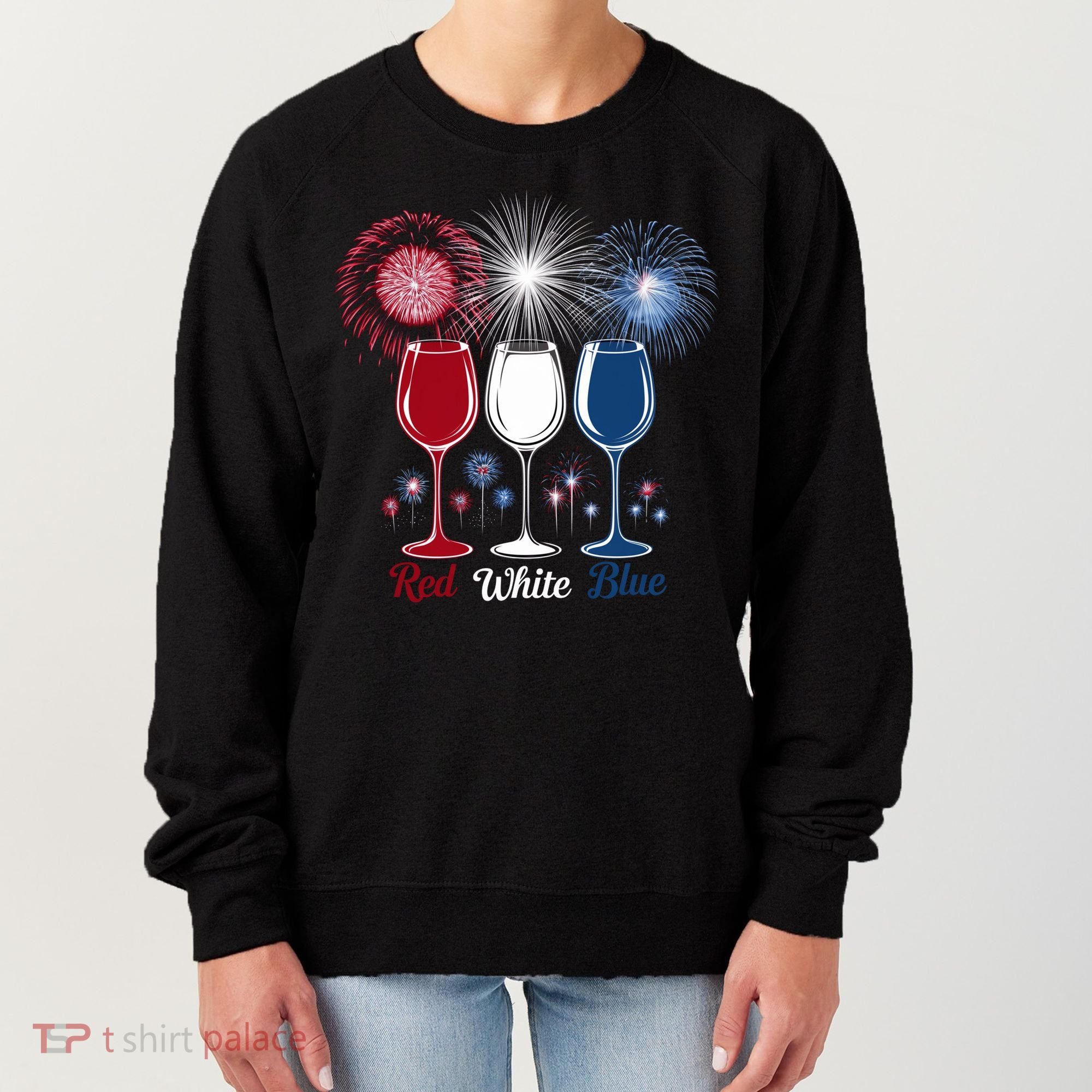 Red Wine & Blue 4th Of July Wine Glasses Firework Patriotic Women's Sweatshirt
