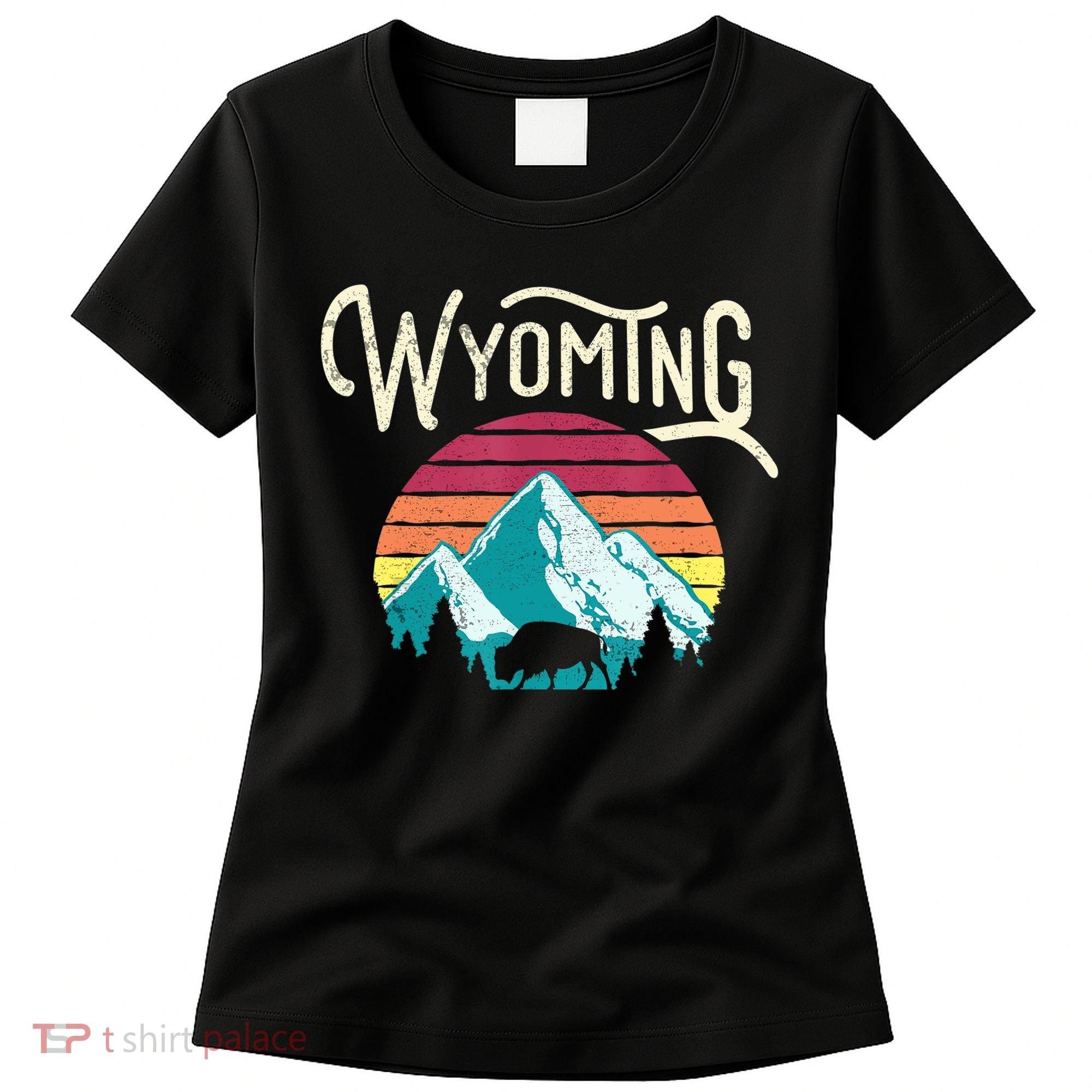 Retro Wyoming, WY Mountains State Wildlife Gift Women's T-Shirt