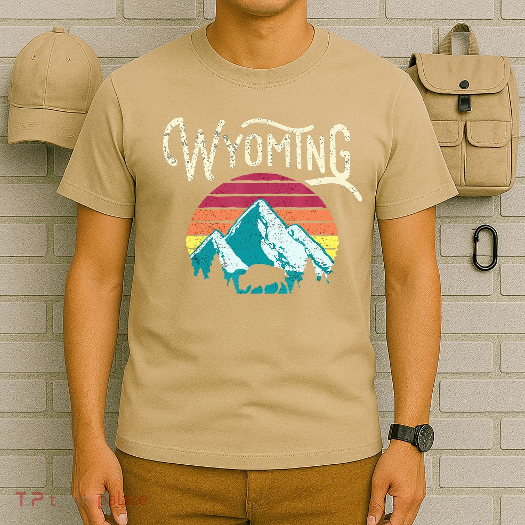 Retro Wyoming, WY Mountains State Wildlife Gift T-Shirt