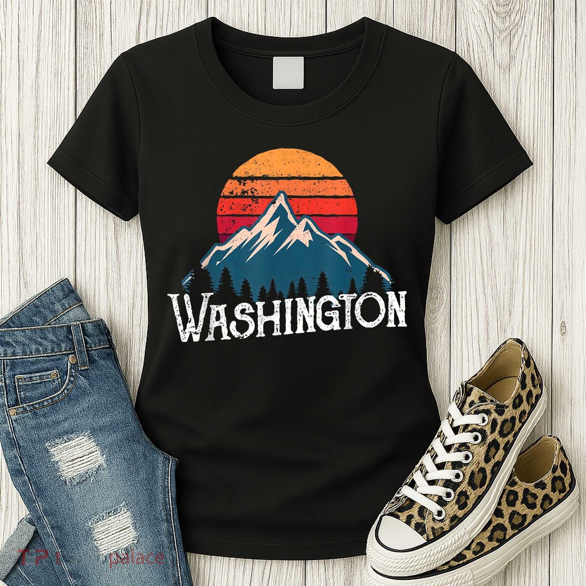 Retro Washington Wn Mountains State Outdoor Women's T-Shirt