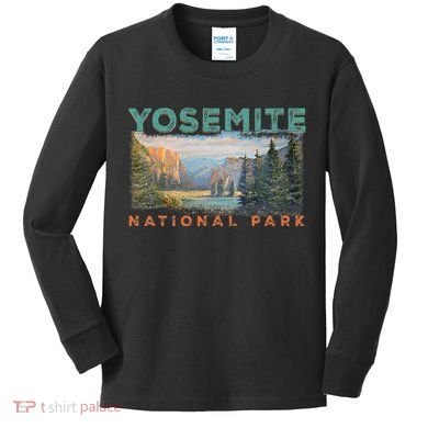 Retro Yosemite Halfdome Park Wyoming Mountain Hiking Kids Long Sleeve Shirt