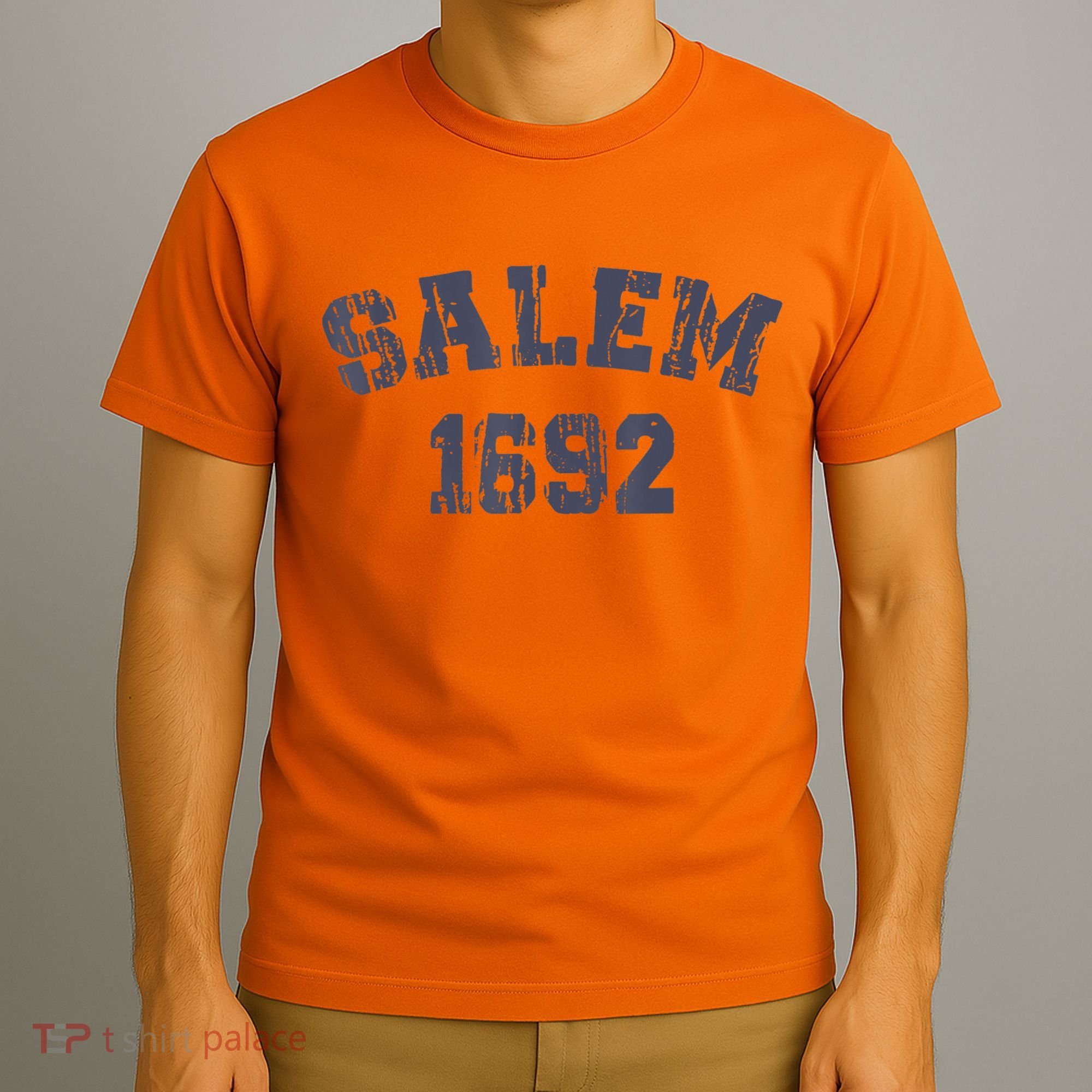Salem 1692 Halloween Witch Retro T-Shirt