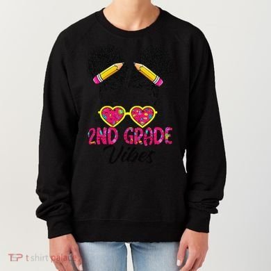 Second 2nd Grade Vibes Messy Bun Back To School Afro Women's Sweatshirt