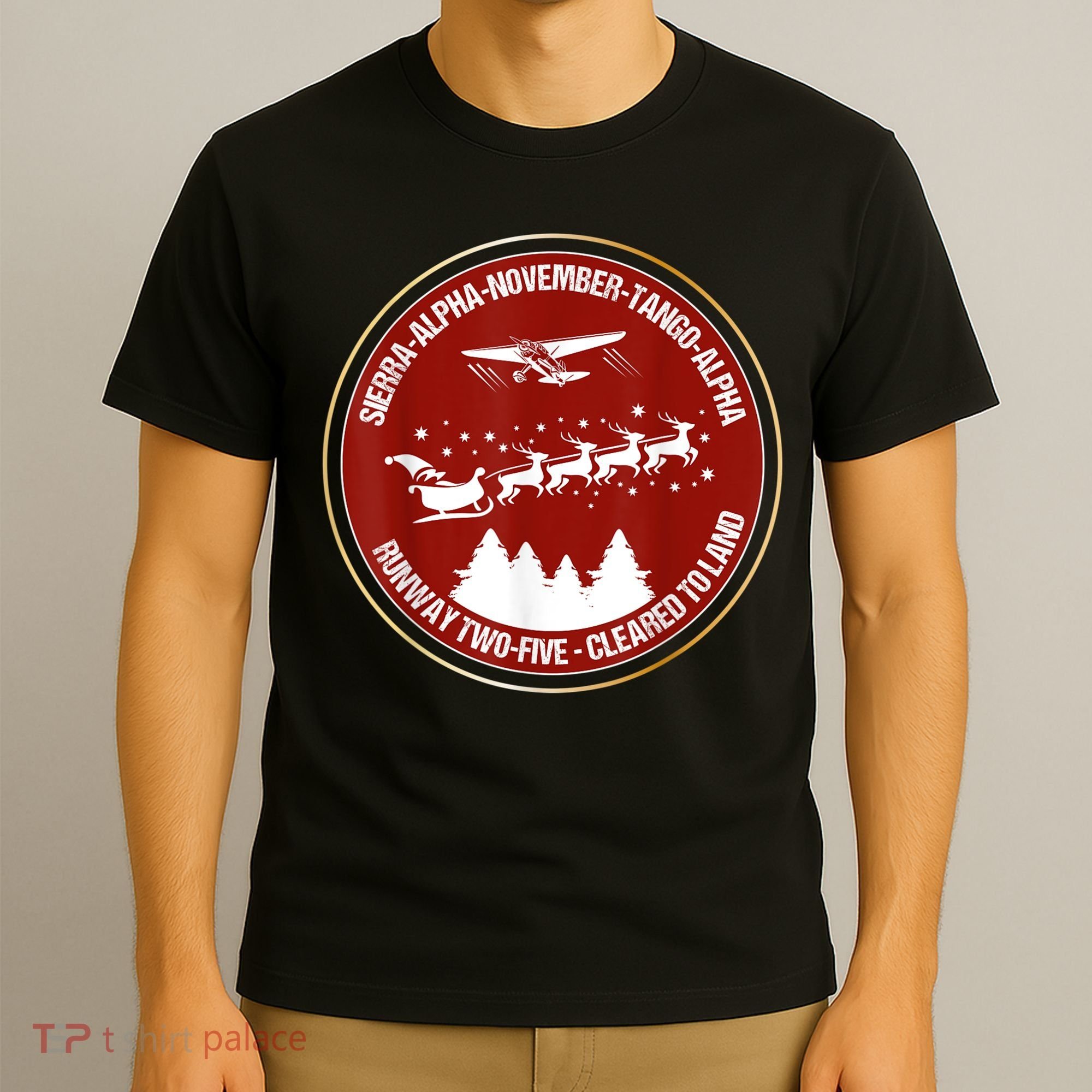 Santa Airlines Aviation Holiday Retro Pilot Christmas T-Shirt