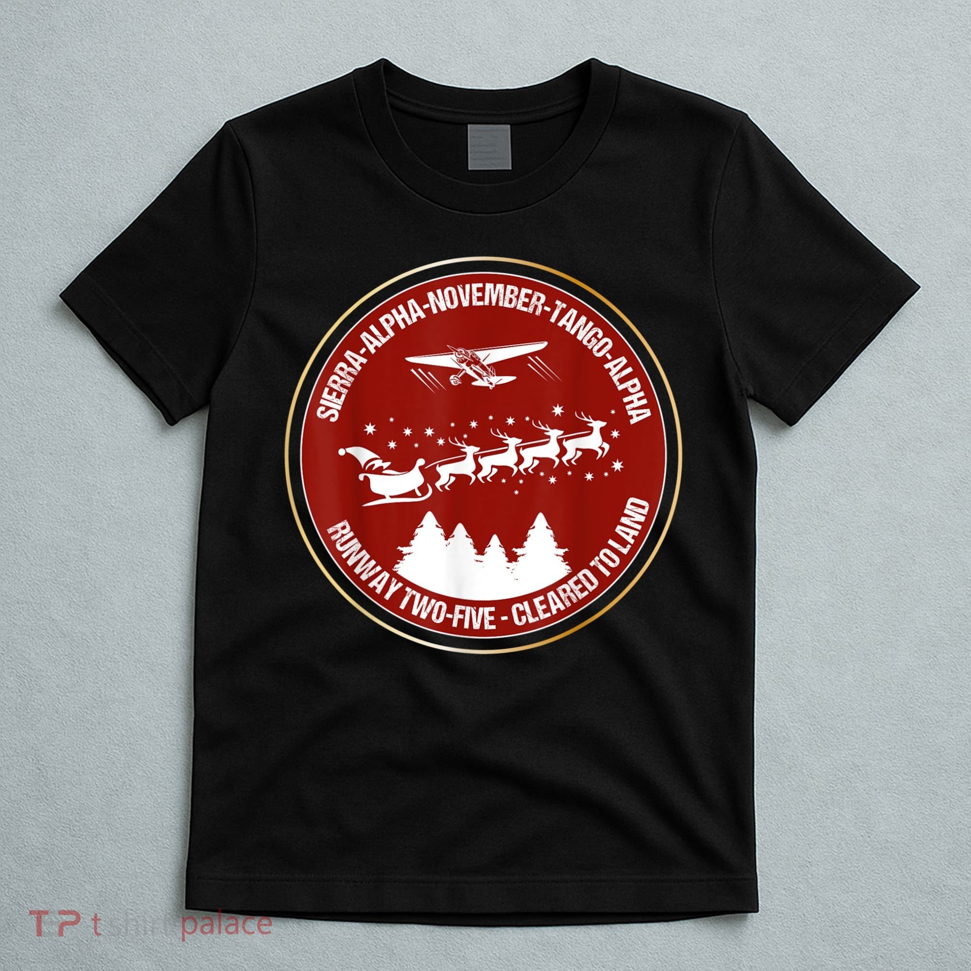 Santa Airlines Aviation Holiday Retro Pilot Christmas T-Shirt