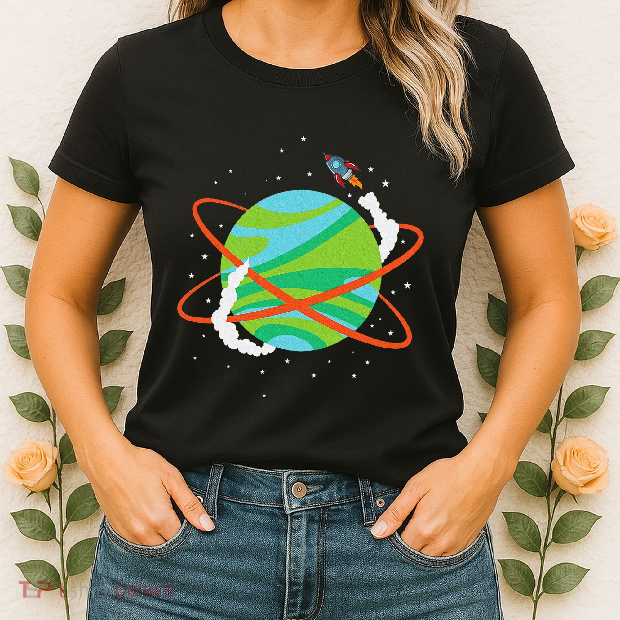 Spacecraft Approaching A Distant Exoplanet Women's T-Shirt