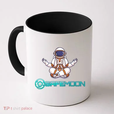 Safemoon Cryptocurrency Astronaut Token Coffee Mug