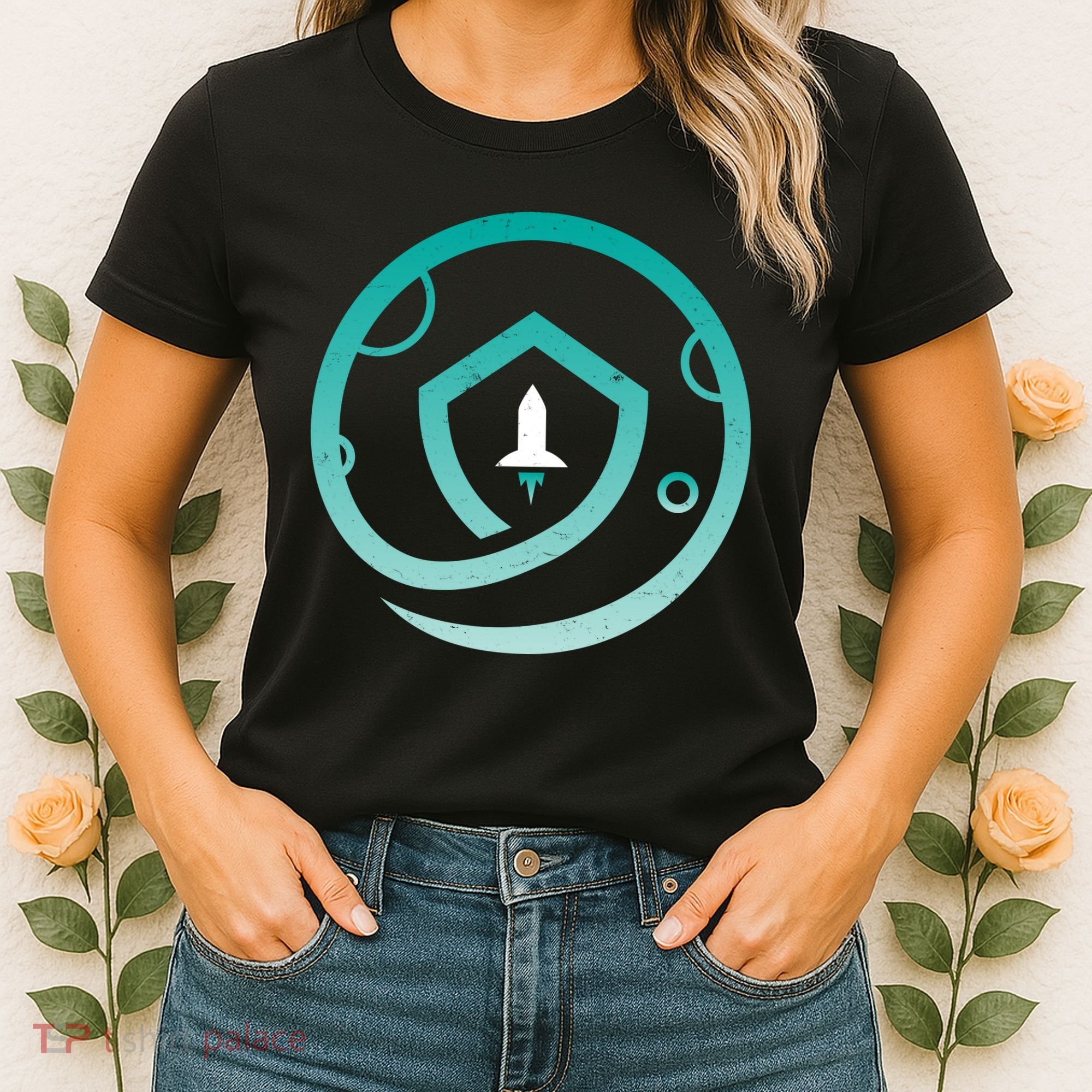 Safemoon Cryptocurrency Logo  Women's T-Shirt