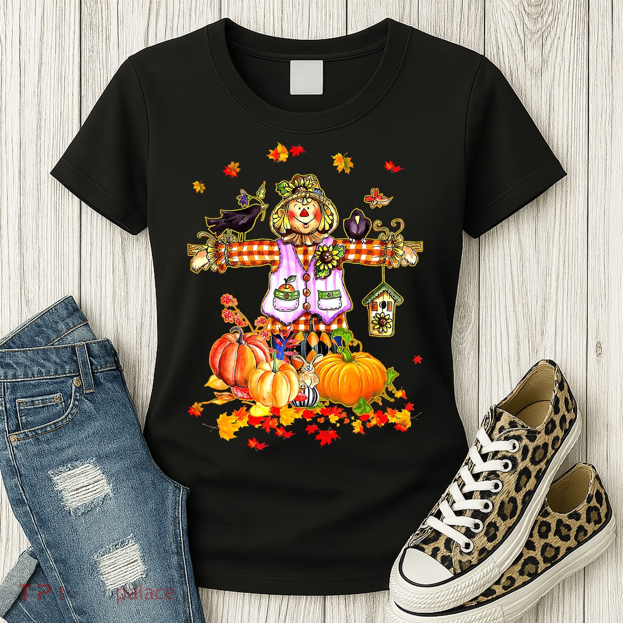 Scarecrow Autumn Hello Fall Pumpkin Thanksgiving Halloween Women's T-Shirt