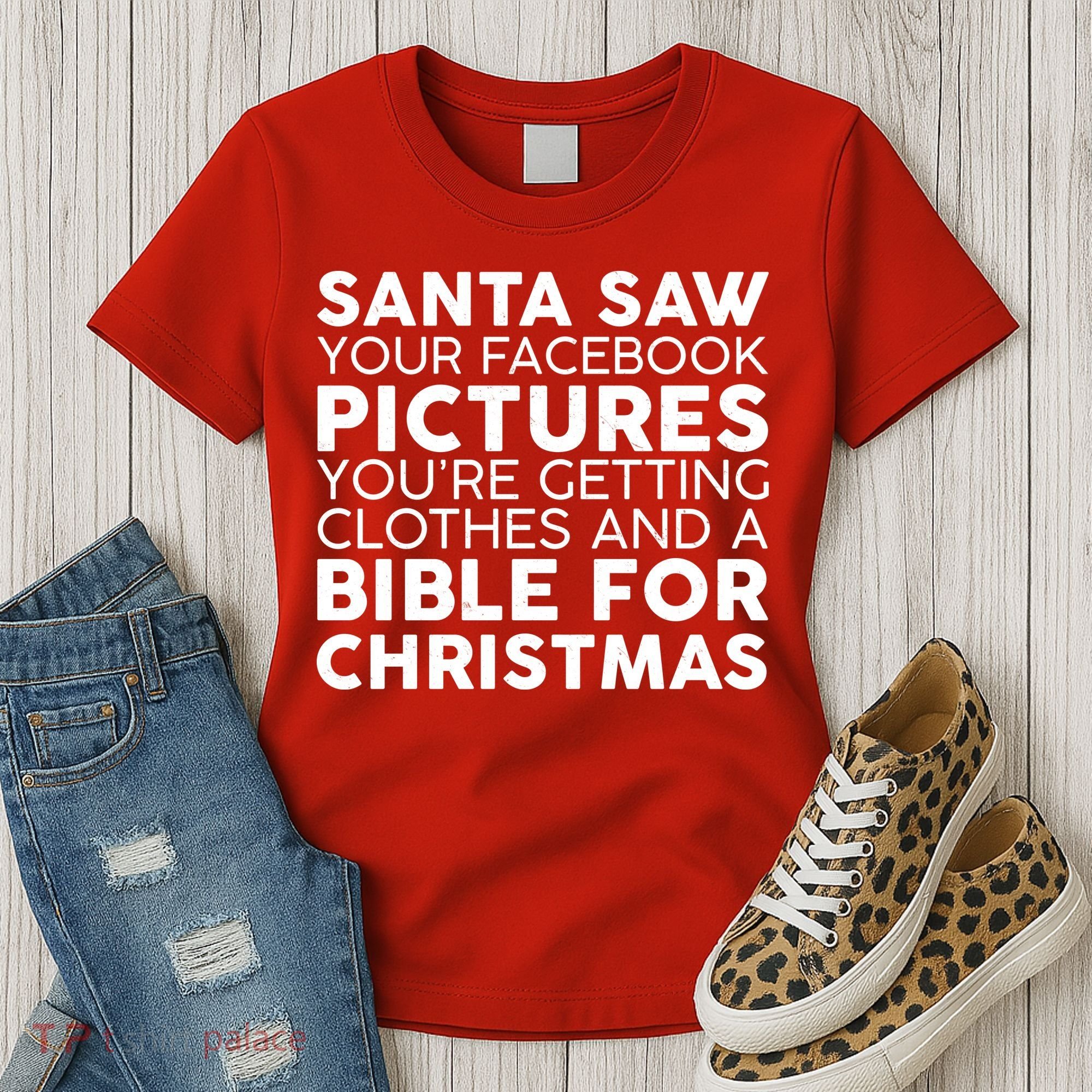 Santa Saw Your Facebook Pictures Christmas Women's T-Shirt