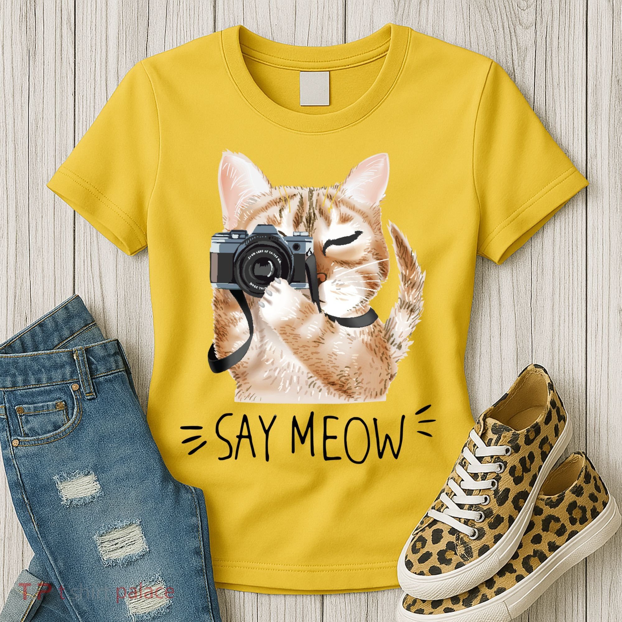 Say Meow Cute Cat Picture Women's T-Shirt