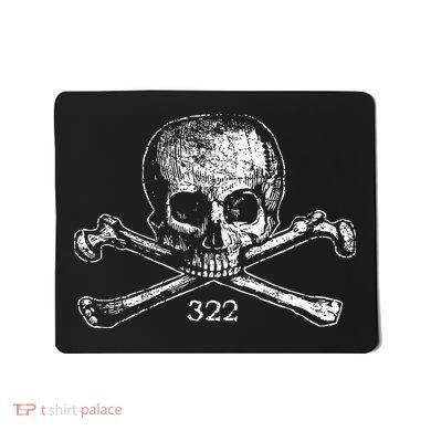 Skull & Bones 322 Distressed Skull And Crossbones Mousepad
