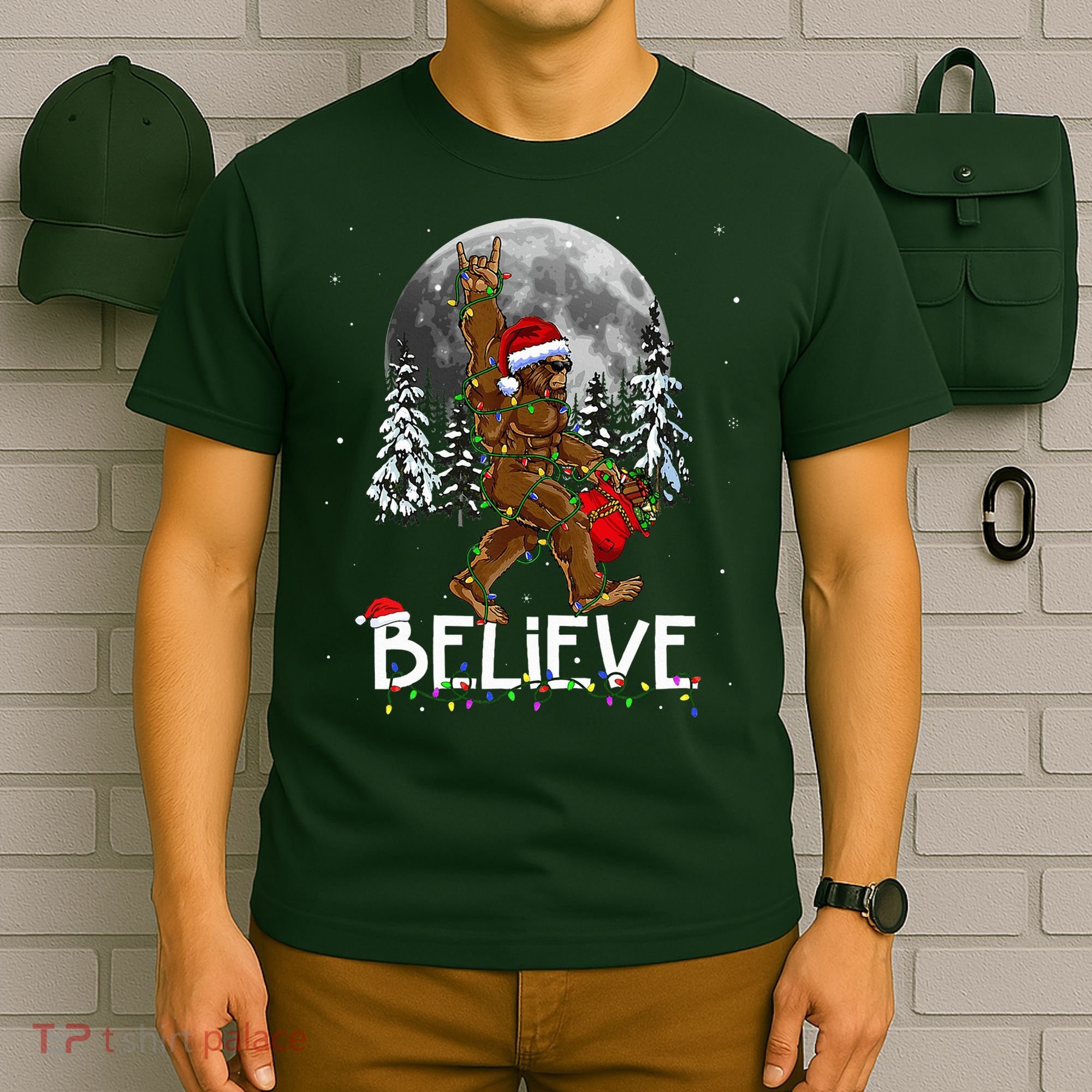 Santa Bigfoot Christmas Sasquatch Believe T-Shirt