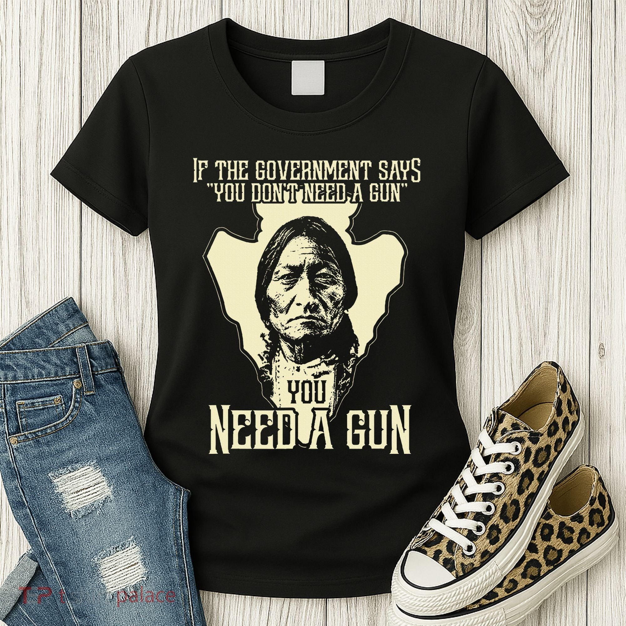 Sitting Bull Chief Gun Retro Arrow Head Women's T-Shirt