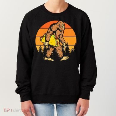 Sasquatch Bigfoot Carrying Taco Funny Cinco De Mayo Women's Sweatshirt