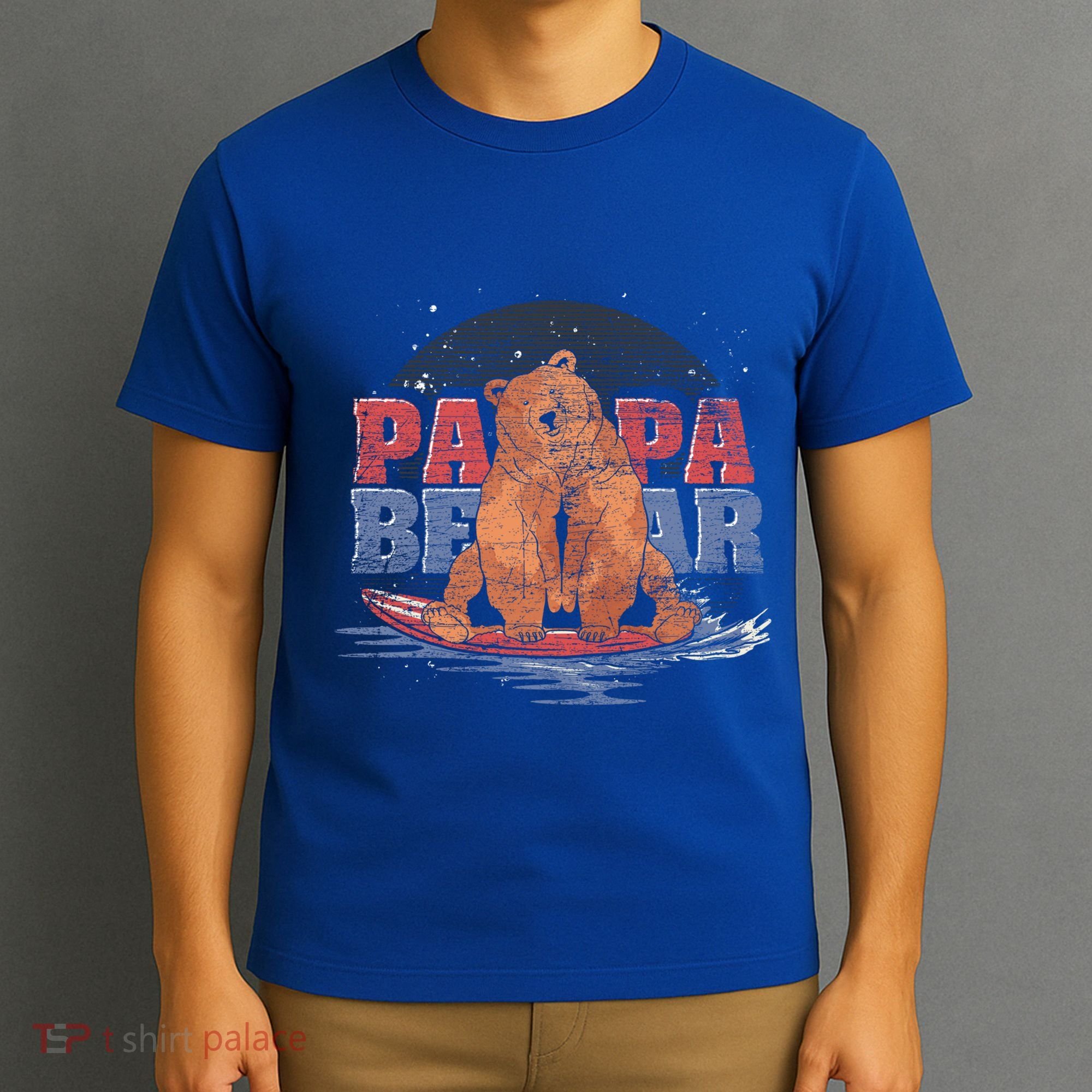 Surfing Bear Family Dad Cute Animal Daddy Papa Bear Gift T-Shirt