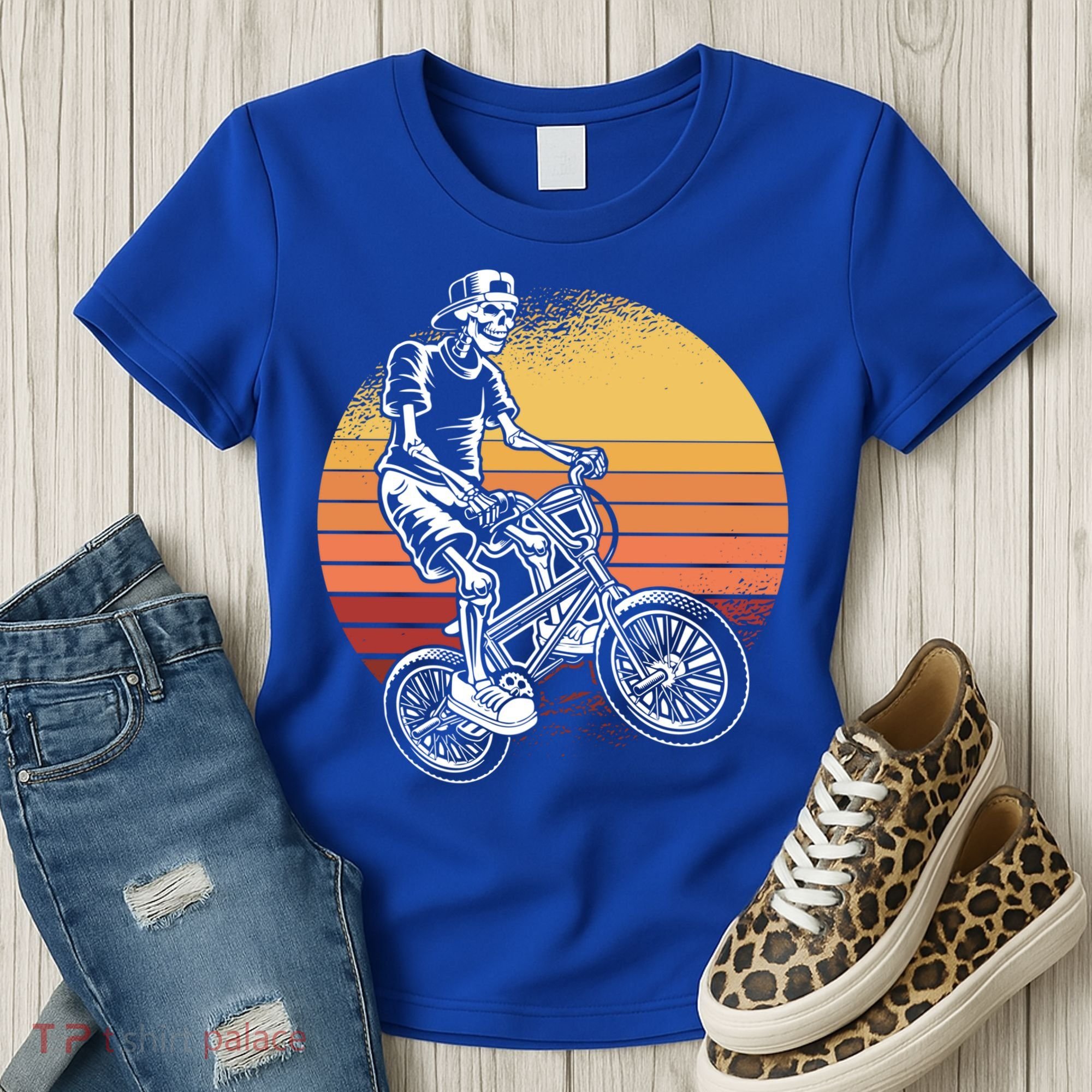 Skeleton Biking Lazy Halloween Costume Retro Bicycle Cute Gift Women's T-Shirt