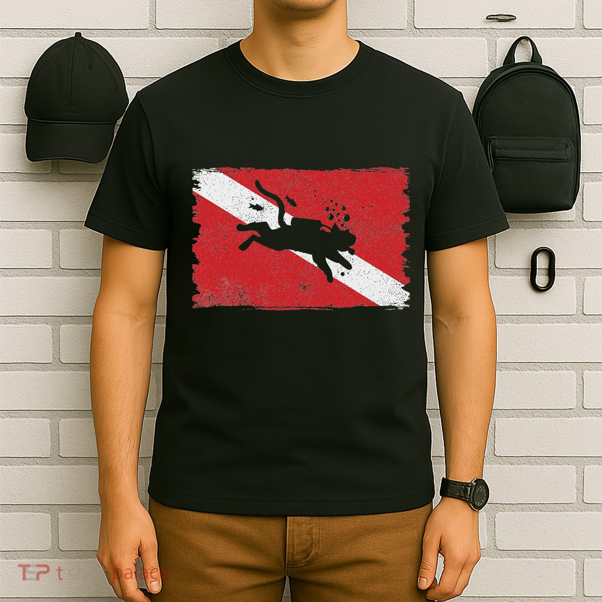 Scuba Cat Diving Flag Vintage Cats Diver Dive Funny Minimal T-Shirt