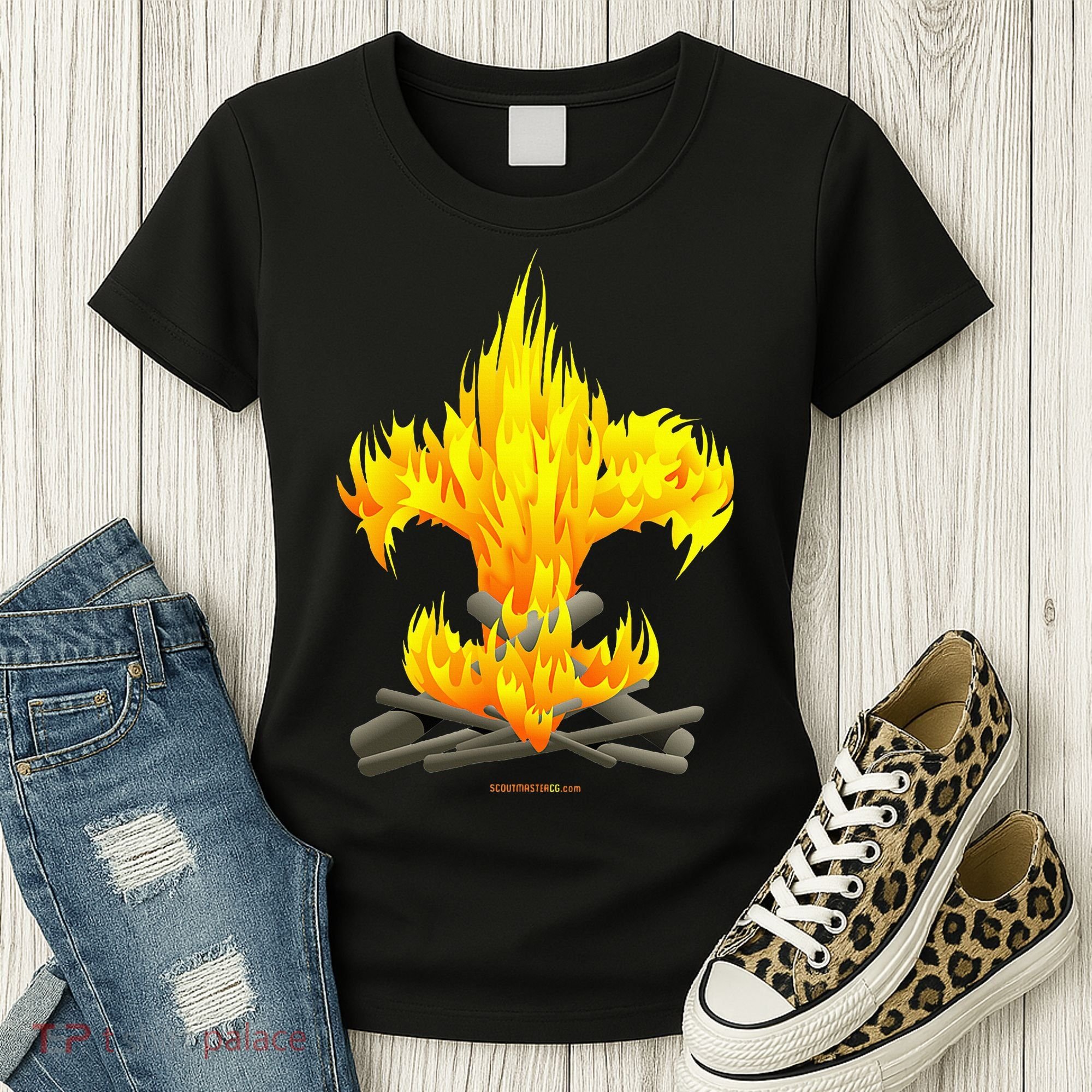 Scout Camp Fire Original Fleurdelis Women's T-Shirt