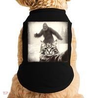 Selfie Cat Finds Bigfoot Sasquatch Funny Cat Bigfoot Photo Doggie Tank thumb 0