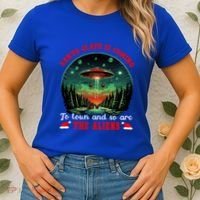 Santa Claus Is Coming To Town And So Are The Aliens Gift Women's T-Shirt thumb 2