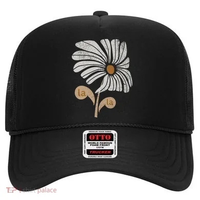 Subtle Comma La Flower Hat