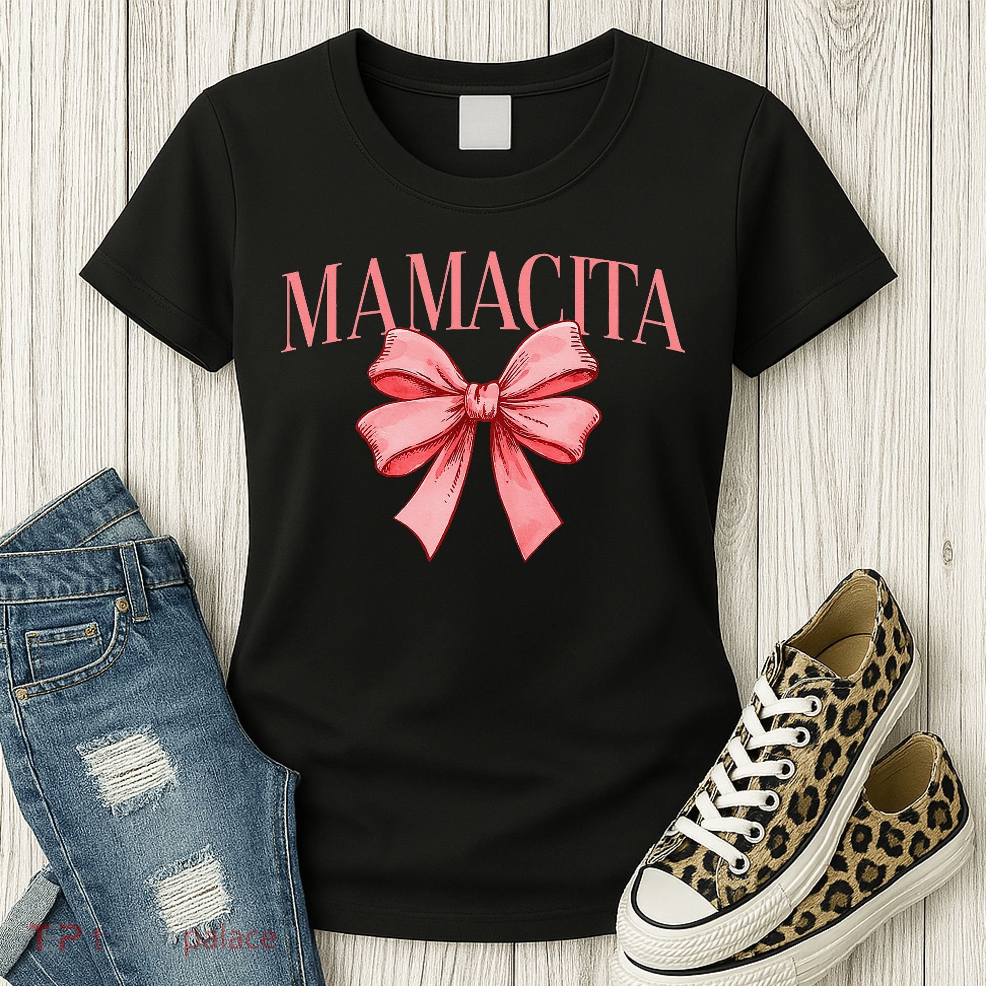 Spanish Compliment Mamacita Latino Hot Women Coquette Bow Women's T-Shirt
