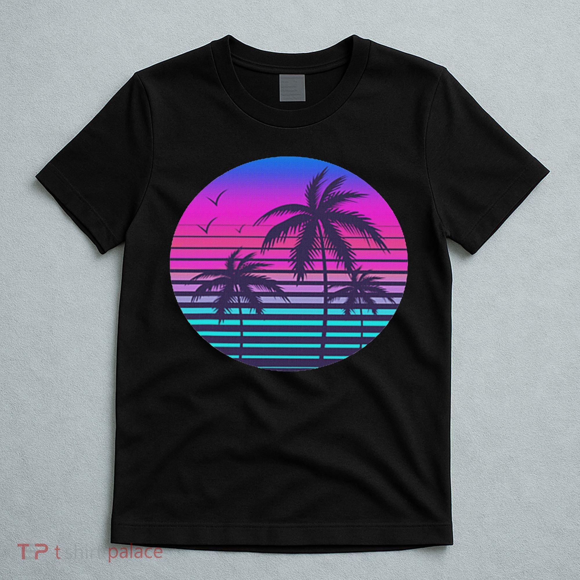 Sunset Cool Summer Vacation Women Beach Palm Tree T-Shirt