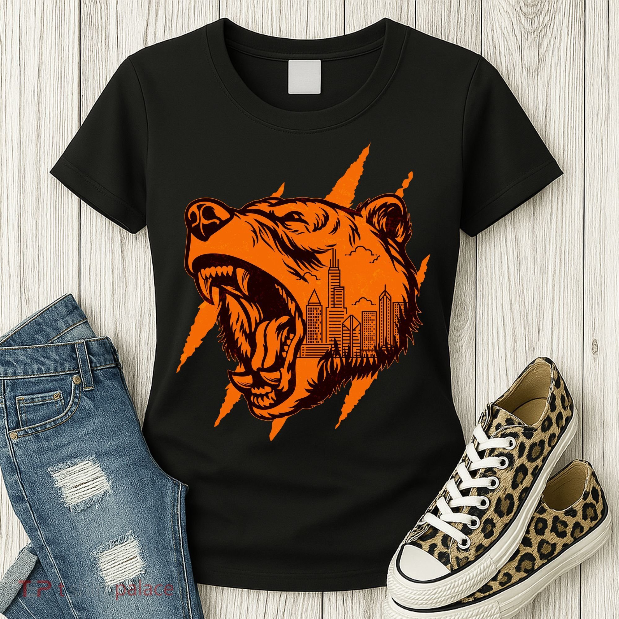 Sporty Chicago Skyline Roaring Bear Women's T-Shirt