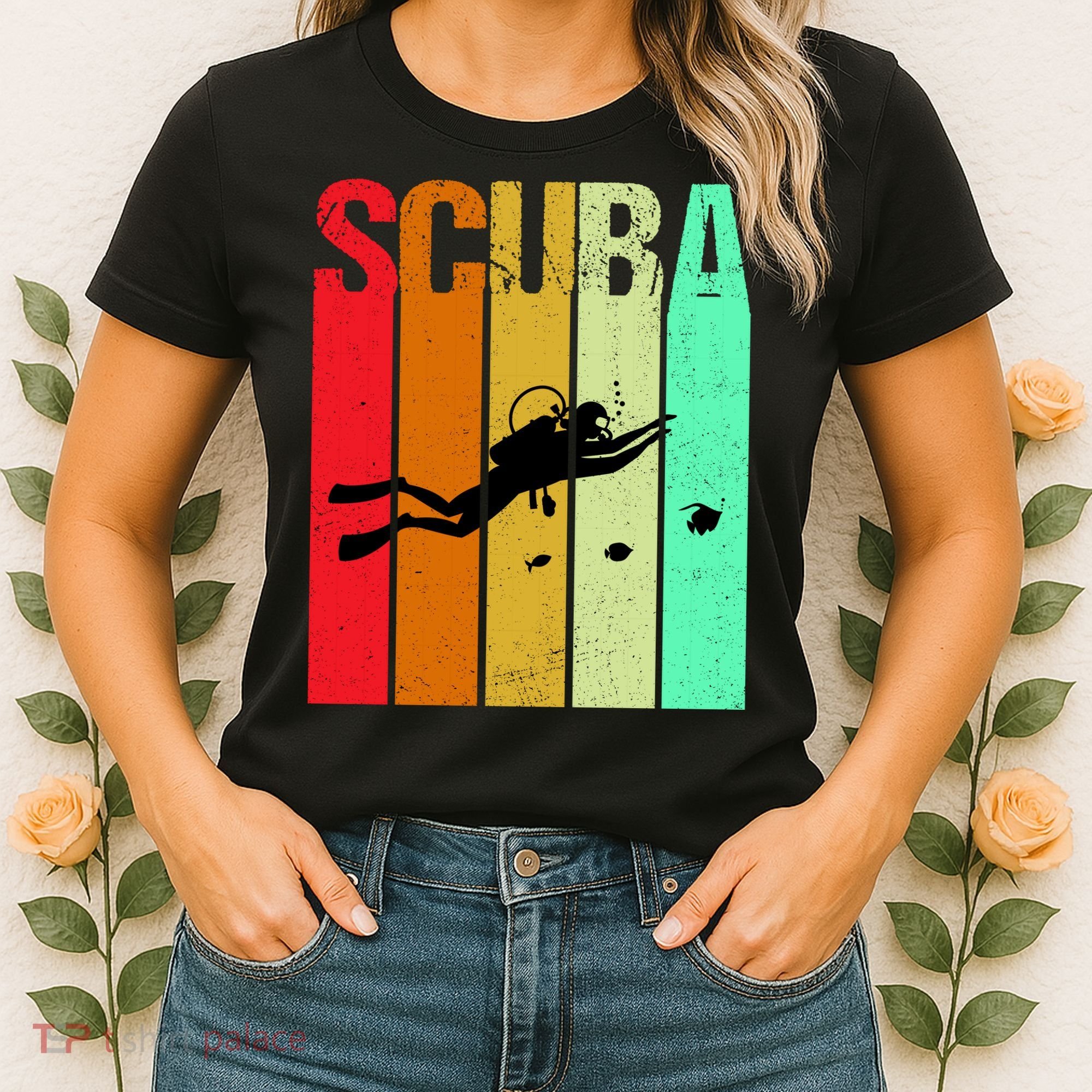 Scuba Retro Women's T-Shirt